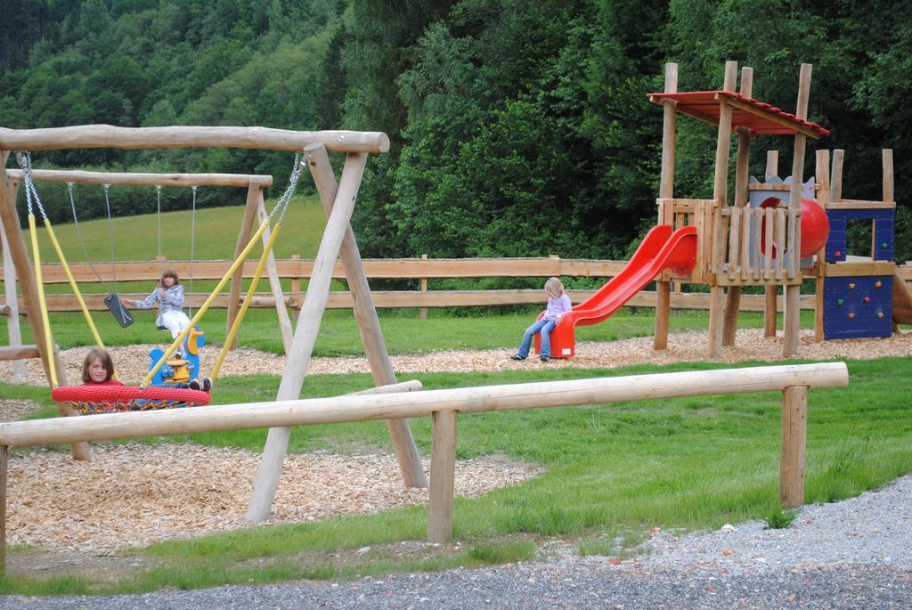 Familien-Bauernhof Neumoar Appartement Sankt Johann im Pongau Buitenkant foto