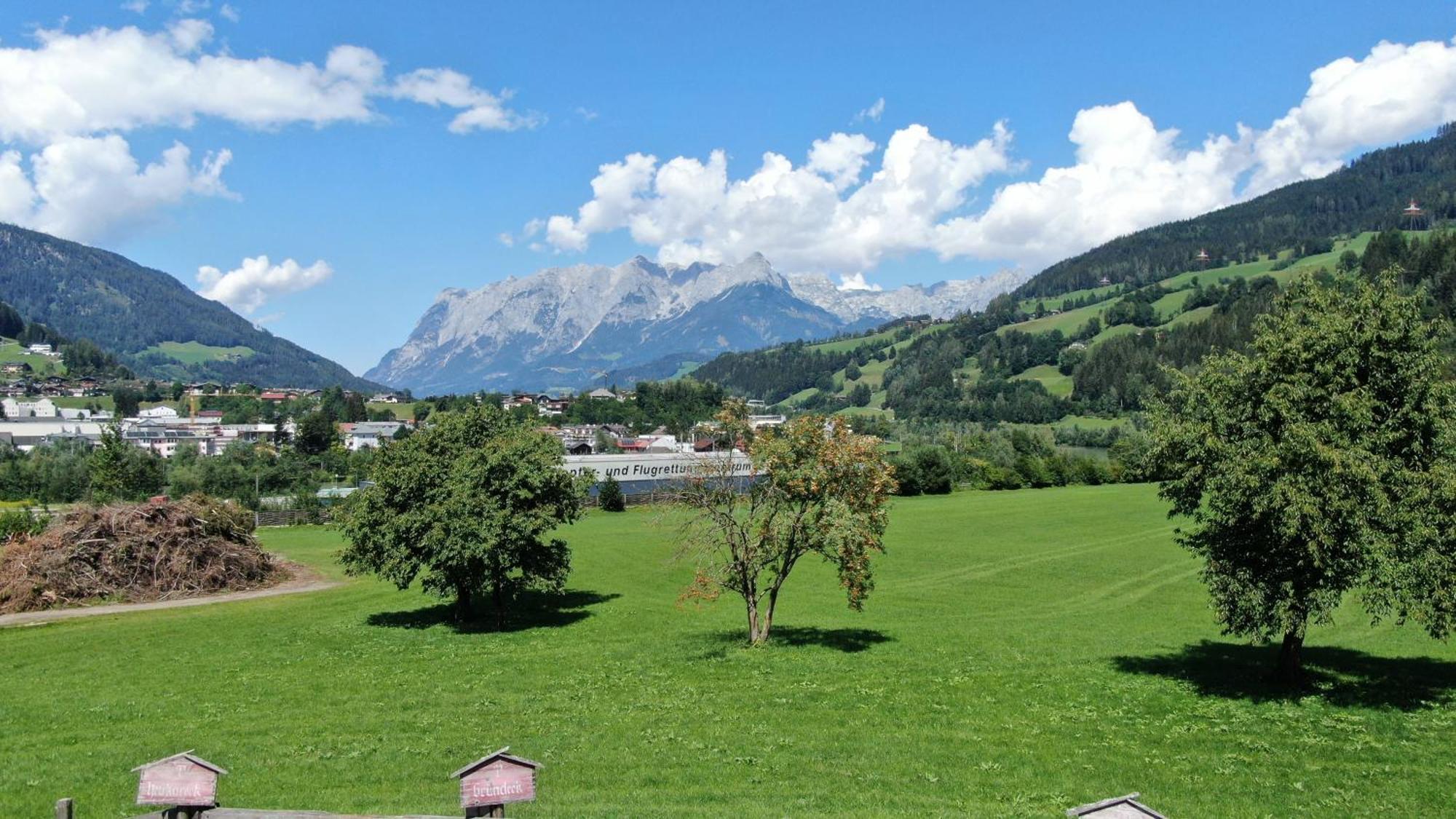 Familien-Bauernhof Neumoar Appartement Sankt Johann im Pongau Buitenkant foto