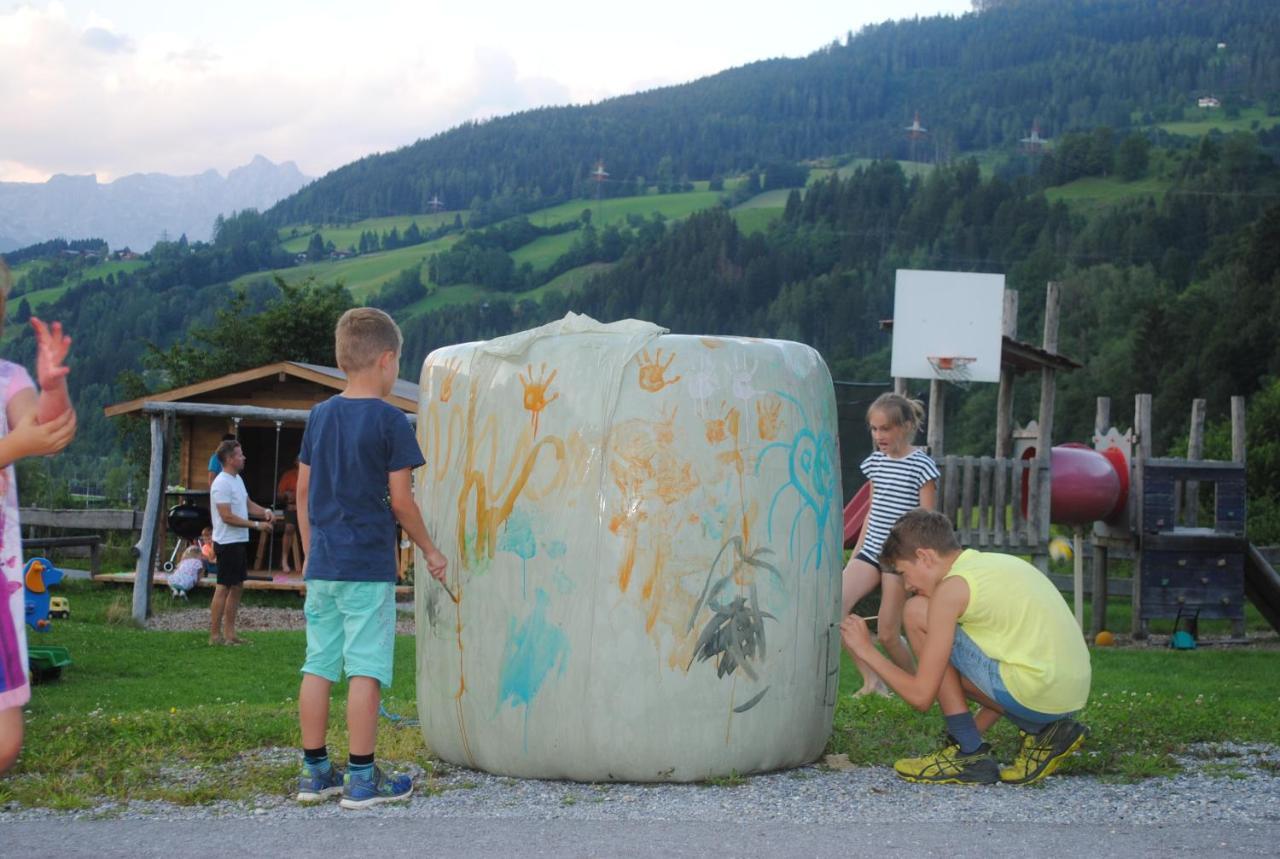 Familien-Bauernhof Neumoar Appartement Sankt Johann im Pongau Buitenkant foto